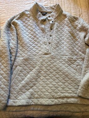 Eddie Bauer Light Gray Quilted Snap-Placket Pullover